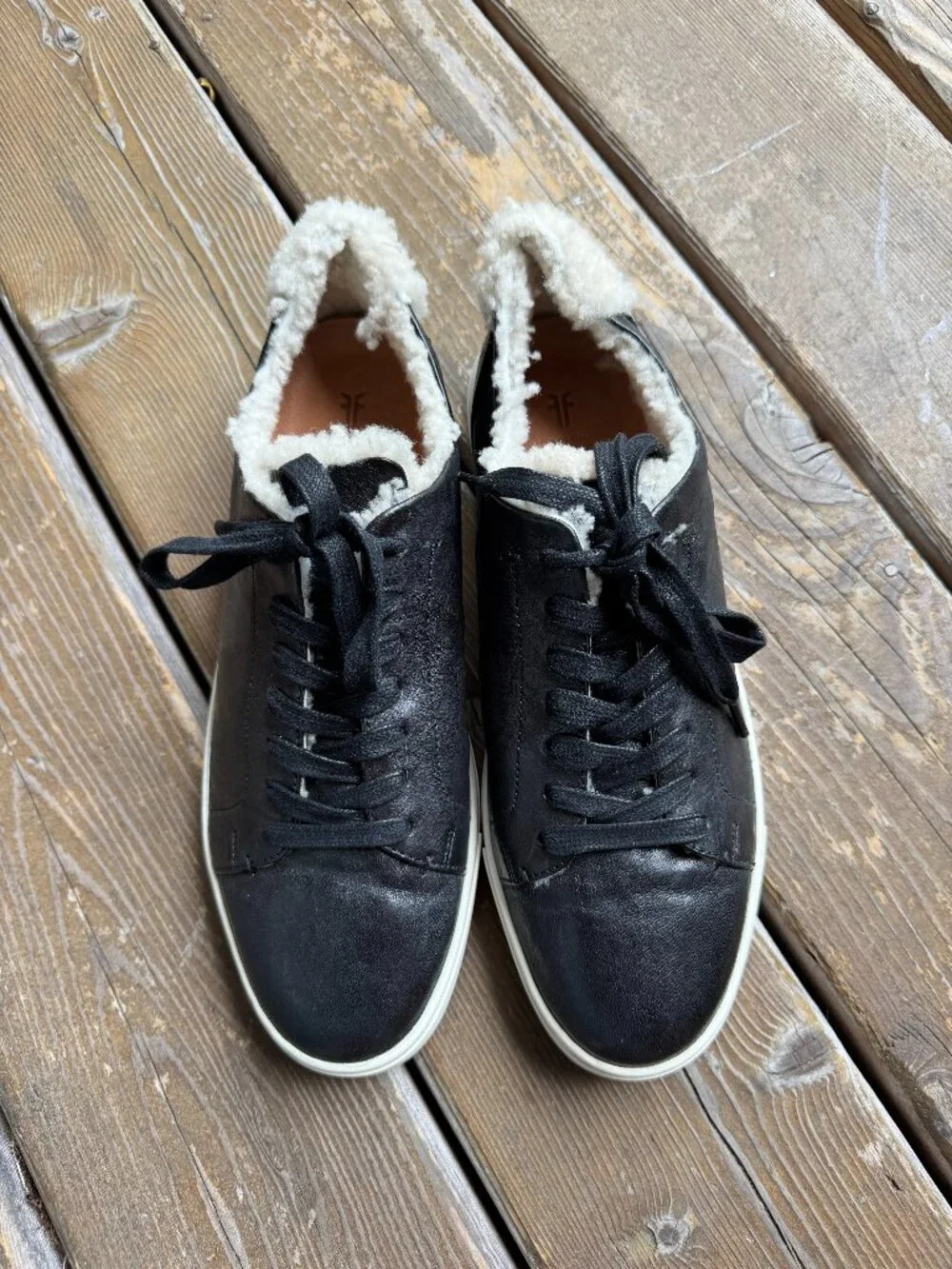 NEW Frye Ivy Black Leather and Shearling Lined Lace Up Sneakers in Women's 9.5